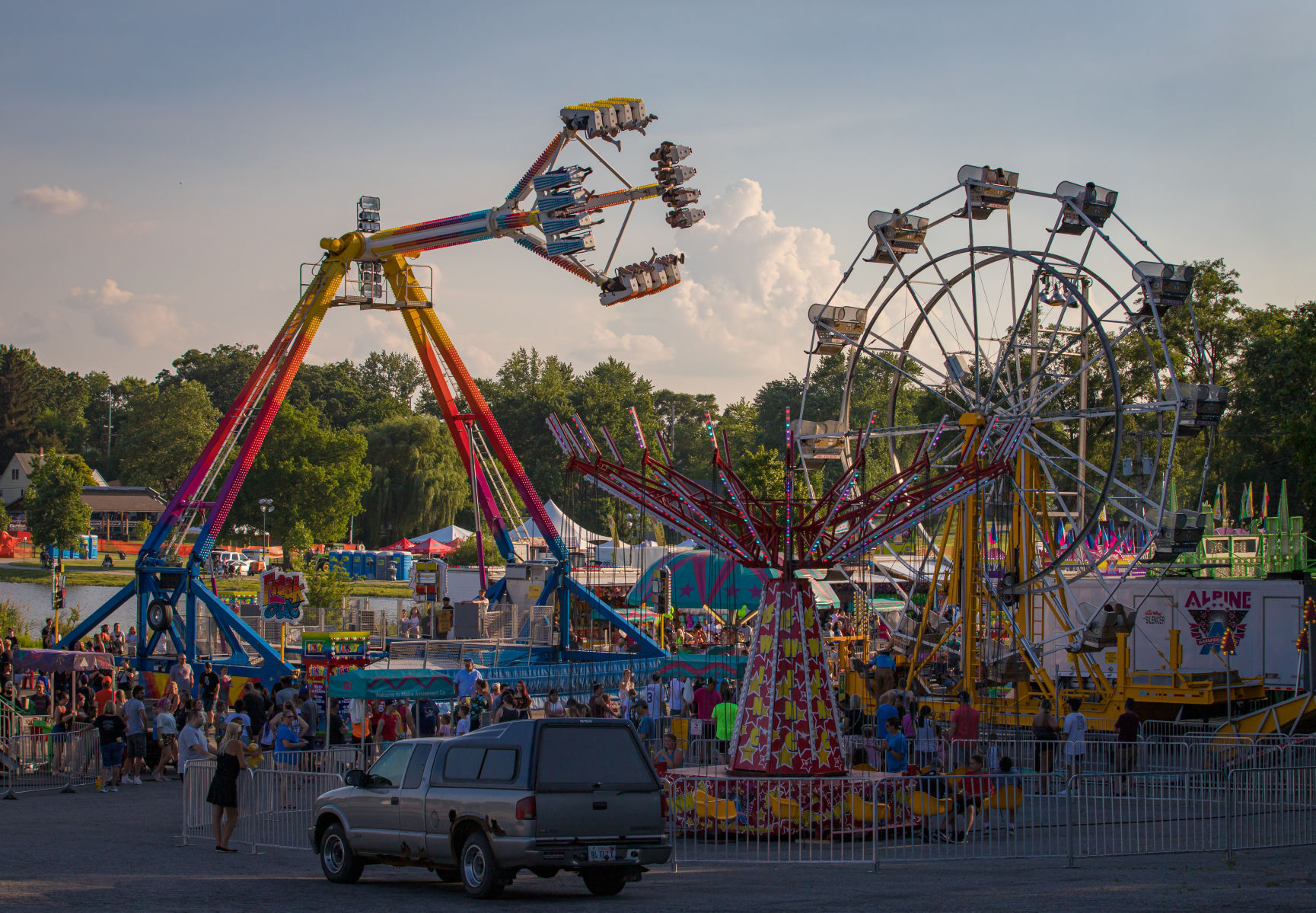 061121-nws-wilddyerfest_01